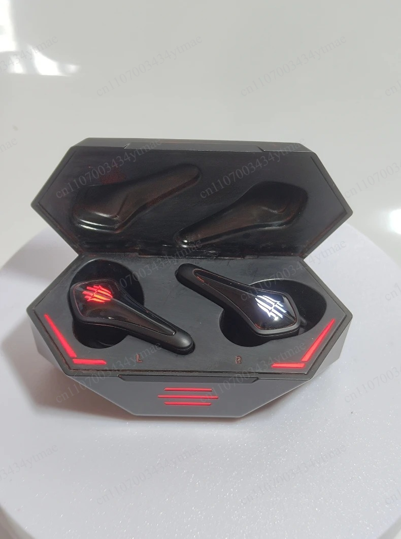 Беспроводные игровые наушники  – обзор и цена Gaming Hand Accessories